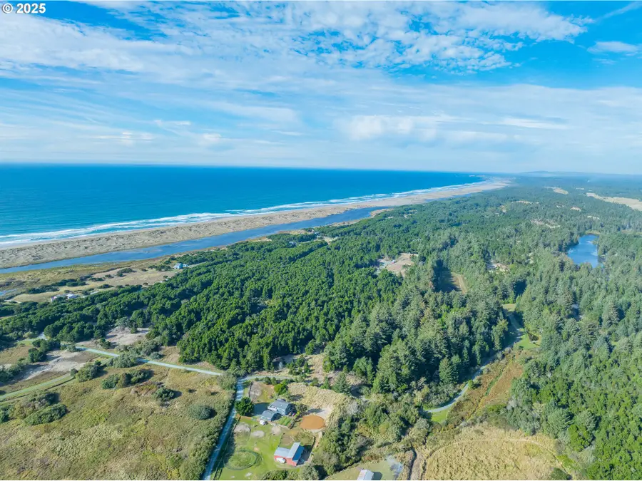 2 Lower Fourmile #1301, Bandon, OR 97411 - Image #2