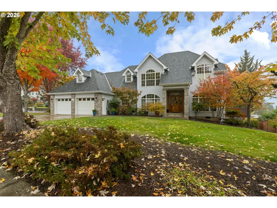 1715 NW Avery St, Roseburg, OR 97471 - #2