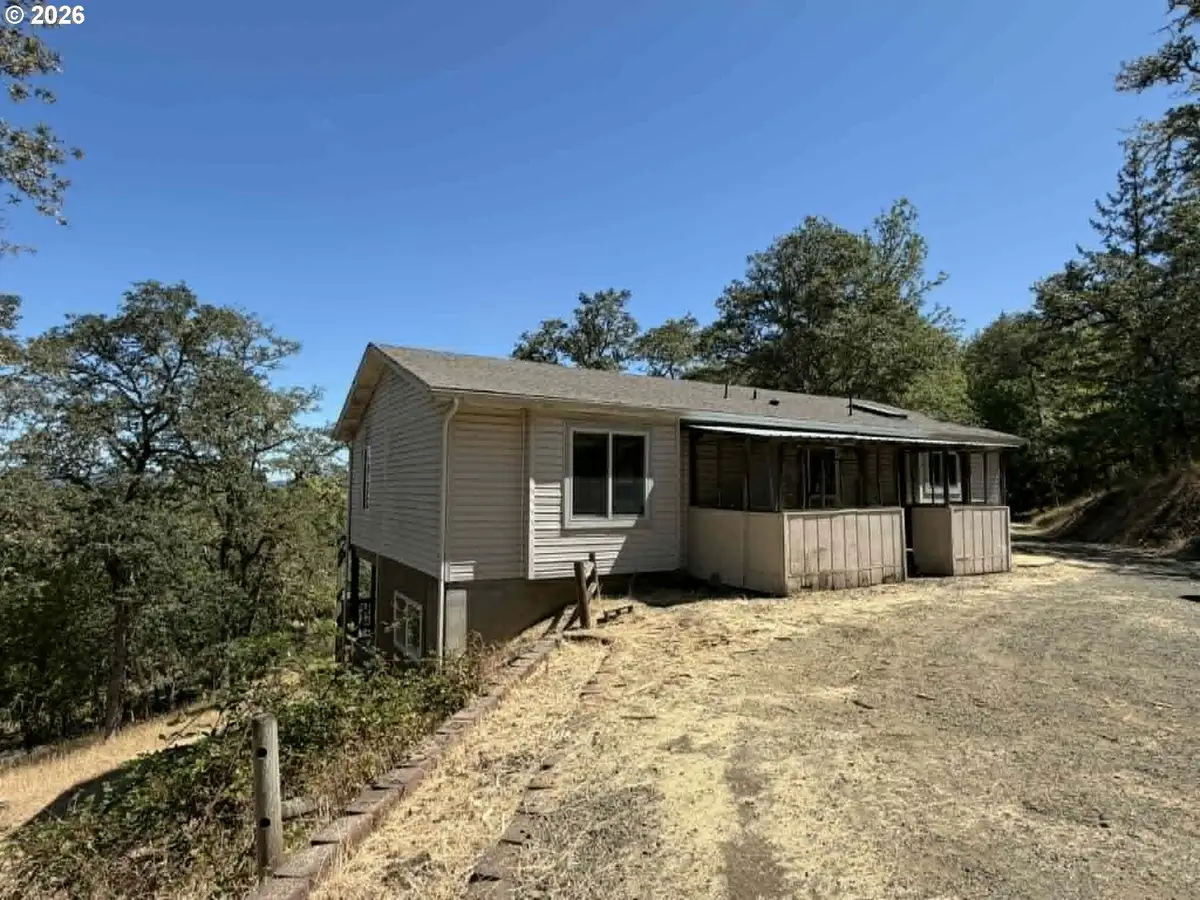 338 Topaz Ln, Roseburg, OR 97471 - #1