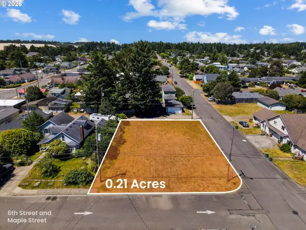 Maple St #7400, Florence, OR 97439