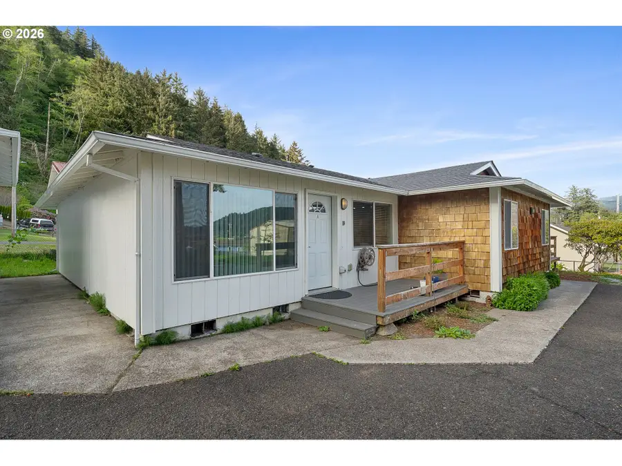 1109 Acacia Ave, Garibaldi, OR 97118 - #2