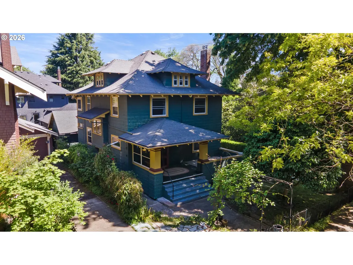 2333 NE Schuyler St, Portland, OR 97212 - #1