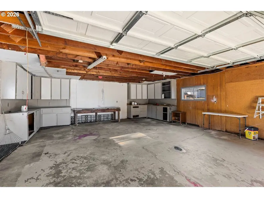 961 Hill St, Tri City, OR 97457 - #3