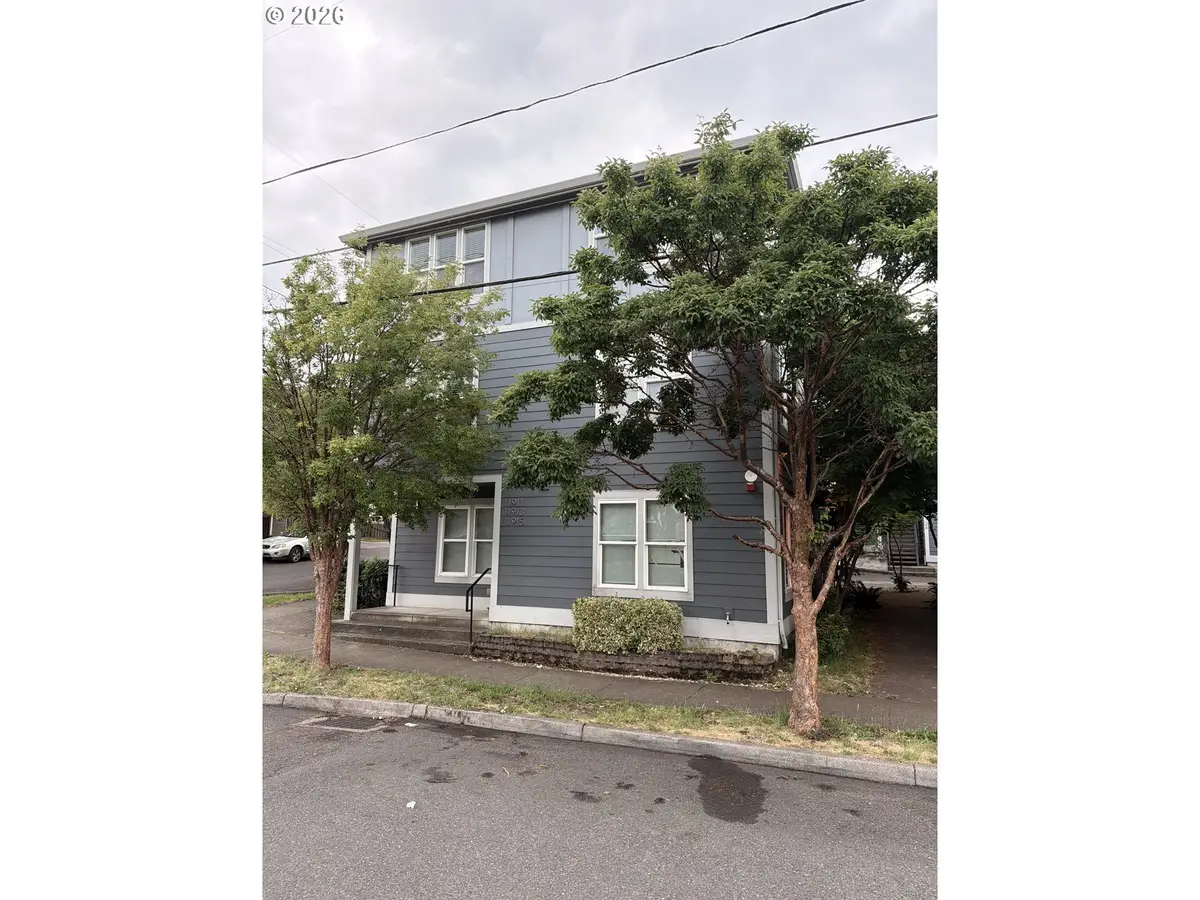 11911 SE Ash St #10, Portland, OR 97216 - #1
