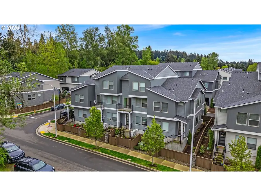 17346 SE Crossroads Ave, Happy Valley, OR 97086 - #2