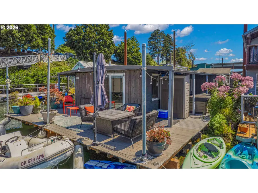 1633 N Jantzen Ave, Portland, OR 97217 - #2