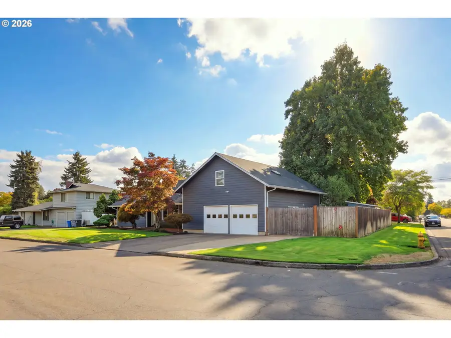 1190 Sanborn Ave, Eugene, OR 97404 - #2