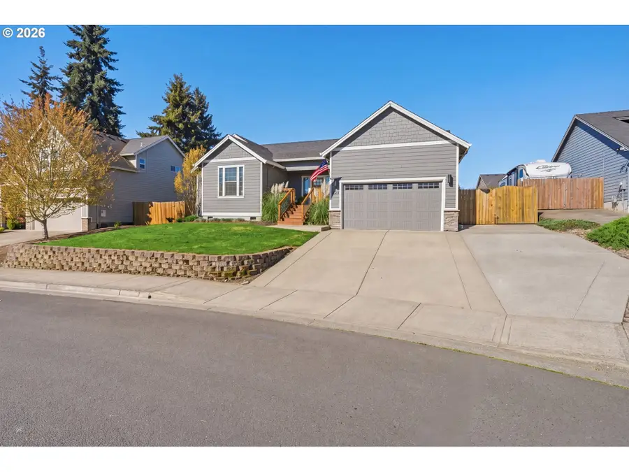 523 N 8th Pl, Carlton, OR 97111 - #2