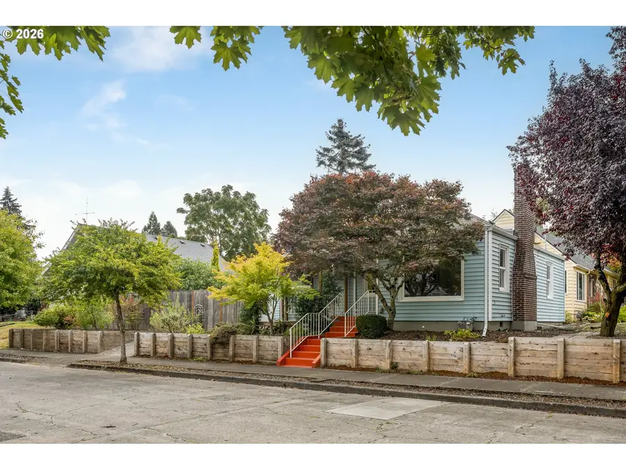 1808 NE Rosa Parks Way, Portland, OR 97211 - #2