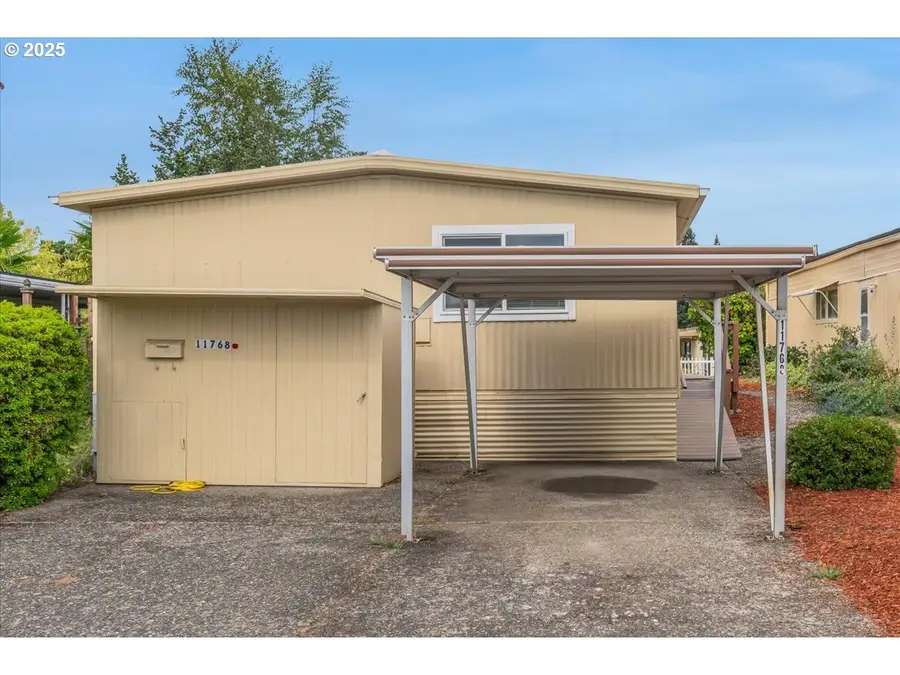 11768 SW Royal Villa Dr #124, Tigard, OR 97224 - Image #3