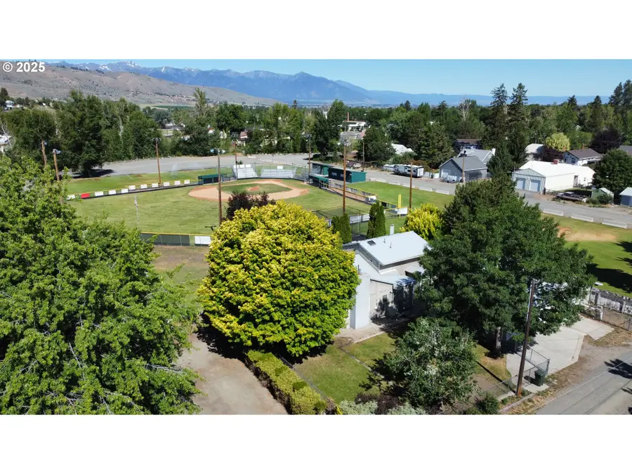 1920 Cliff St, Baker City, OR 97814 - Image #2