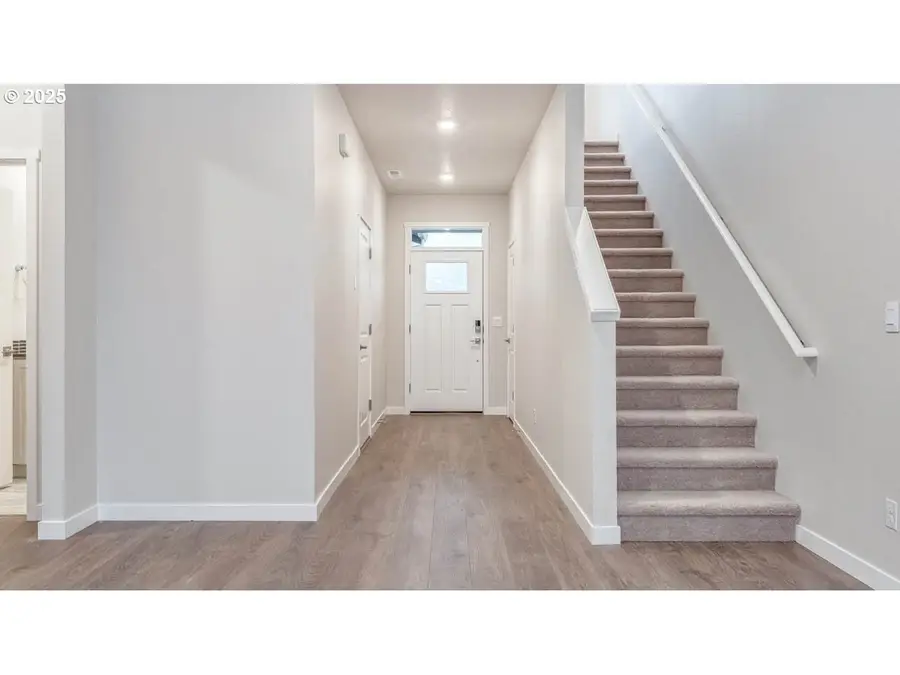 9463 SE Crystal Rose St, Portland, OR 97086 - #2