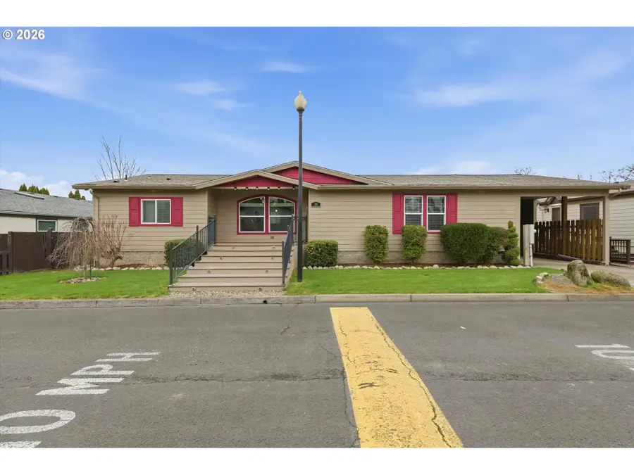 1282 E 3rd St #59, Lafayette, OR 97127 - #2