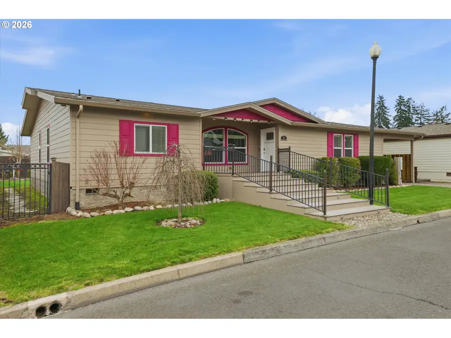 1282 E 3rd St #59, Lafayette, OR 97127 - #3