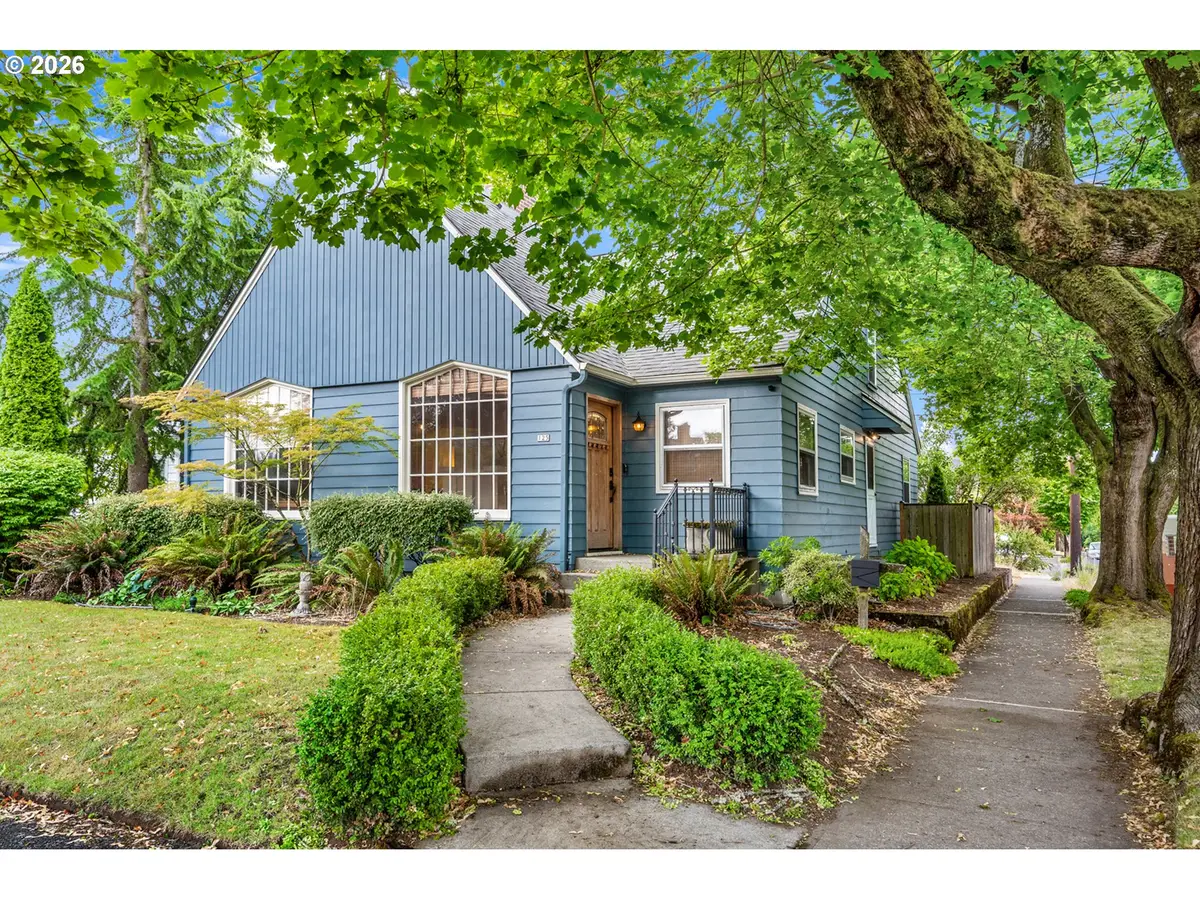 125 W 37th St, Vancouver, WA 98660 - #1