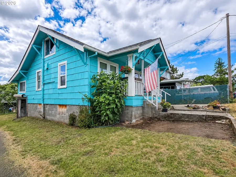 475 S 4th St, Saint Helens, OR 97051 - #3