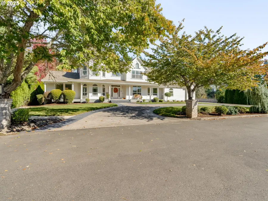 28499 SE Sweetbriar Rd, Troutdale, OR 97060 - Image #2