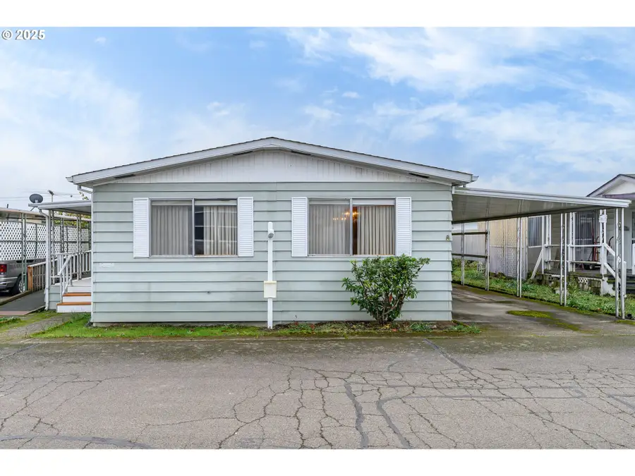 2901 E 2nd St #109, Newberg, OR 97132 - Image #2