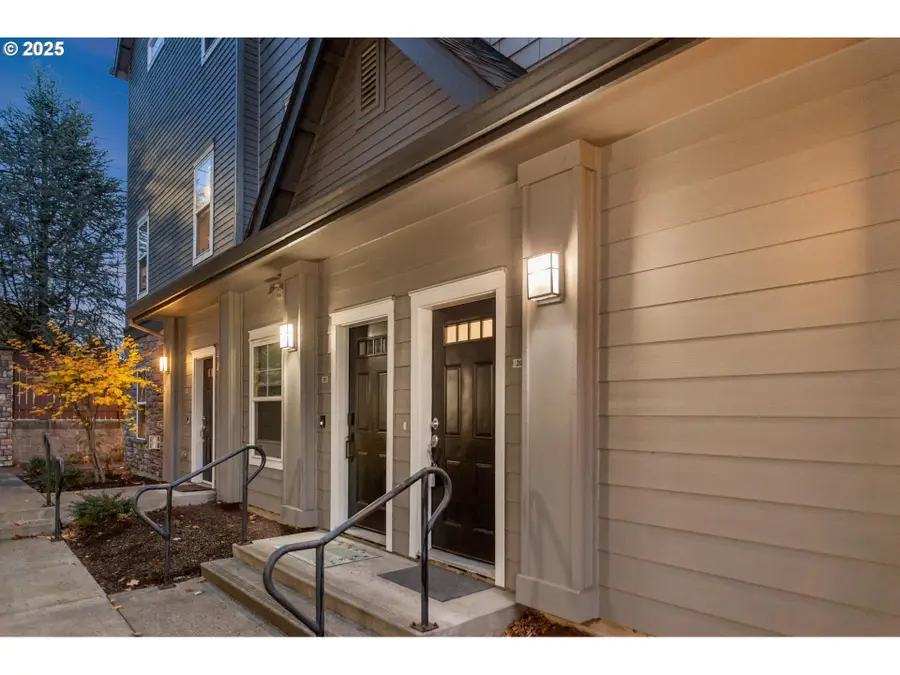 10874 NE Red Wing Way #201, Hillsboro, OR 97006 - Image #2