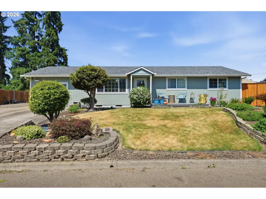 723 Maple St, Dayton, OR 97114 - #2