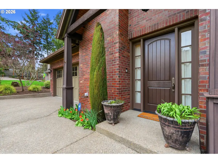 3987 Wheeler Ln, West Linn, OR 97068 - #3