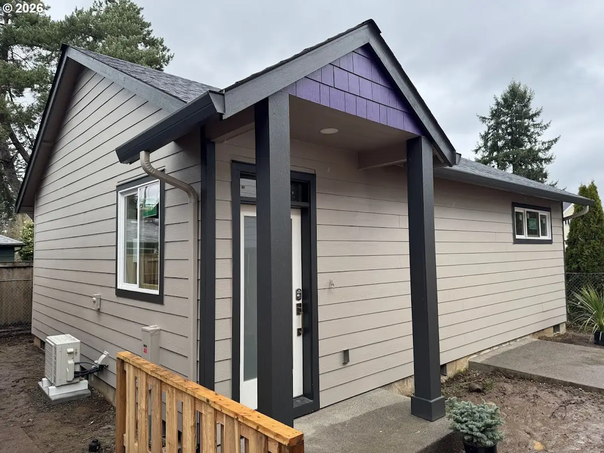 6235 SE Knapp St #B, Portland, OR 97206 - #1