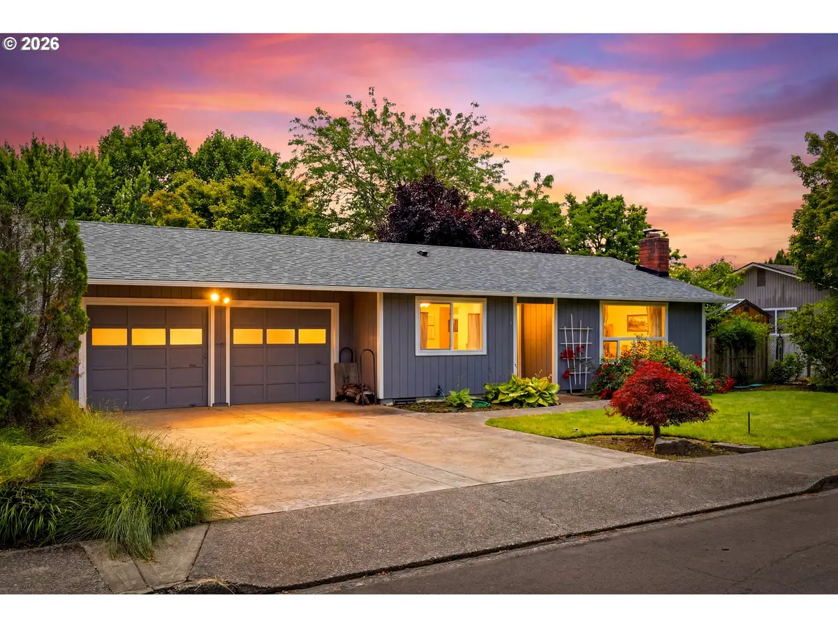 528 NW 22nd St, McMinnville, OR 97128 - #1