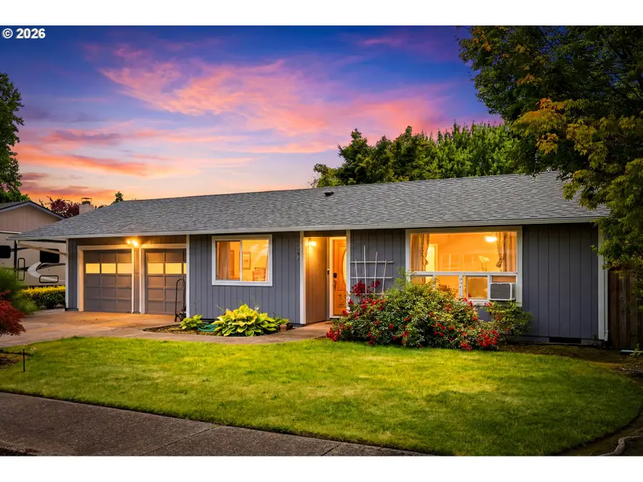 528 NW 22nd St, McMinnville, OR 97128 - #2