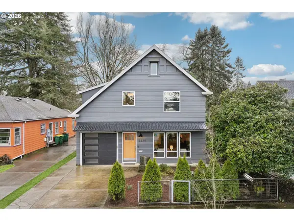 2220 17th Ave, ForestGrove, OR 97116