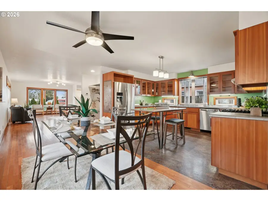 2220 17th Ave, Forest Grove, OR 97116 - #3