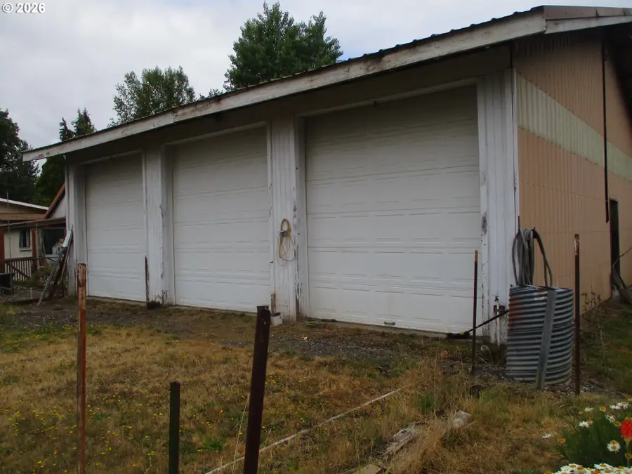 Address Withheld By Seller, Vernonia, OR 97064 - #3