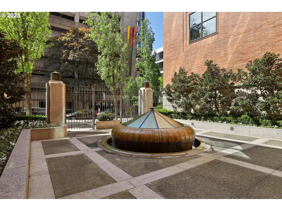 1414 SW 3rd Ave #2301, Portland, OR 97201 - Image #3