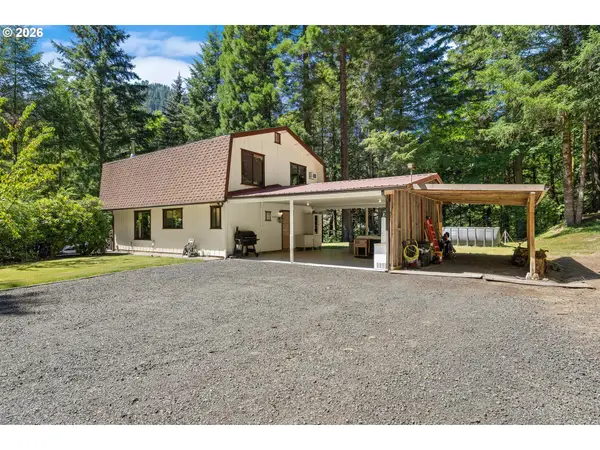 10024 Hubbard Creek Rd, Umpqua, OR 97486