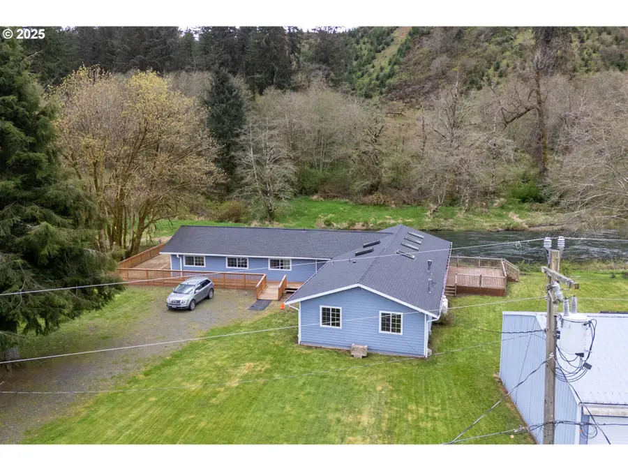 18595 Nestucca Dr, Cloverdale, OR 97112 - Image #2