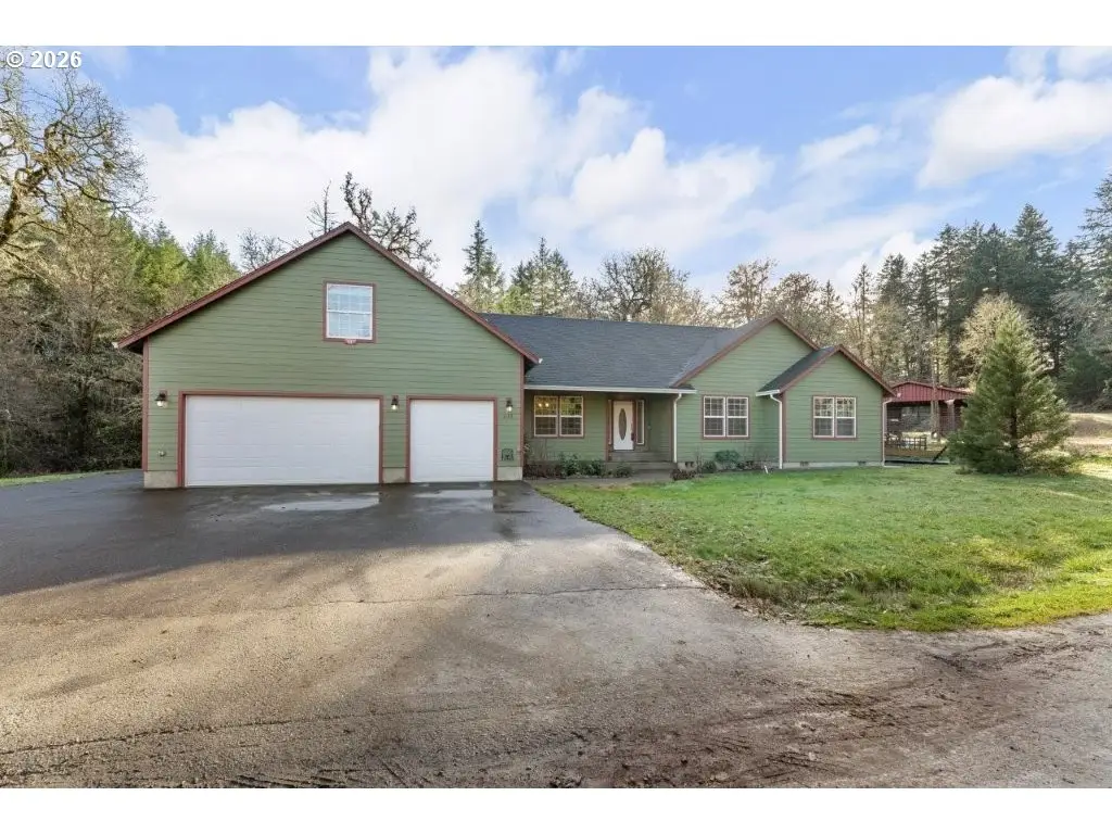 272 Schloeman Ln, Glide, OR 97443 - Image #1