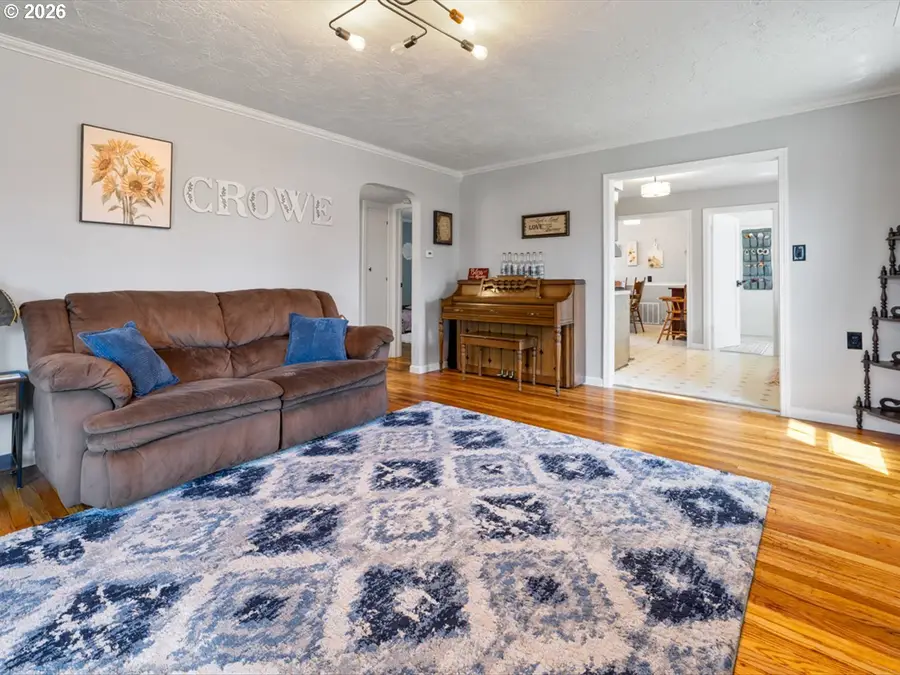 1531 Franklin St, Lebanon, OR 97355 - #3