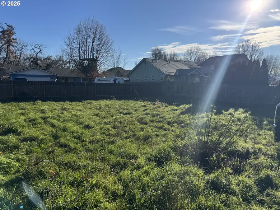 Elmira Rd, Eugene, OR 97402 - Image #2