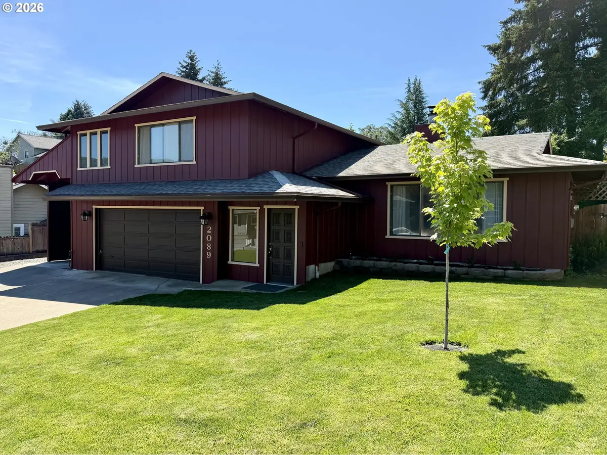 2089 NW Sunberry Dr, Roseburg, OR 97471 - #1