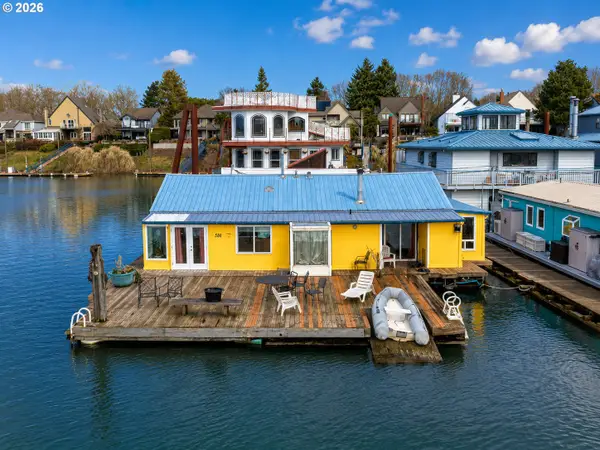 580 N Tomahawk Island Dr Dr, Portland, OR 97217