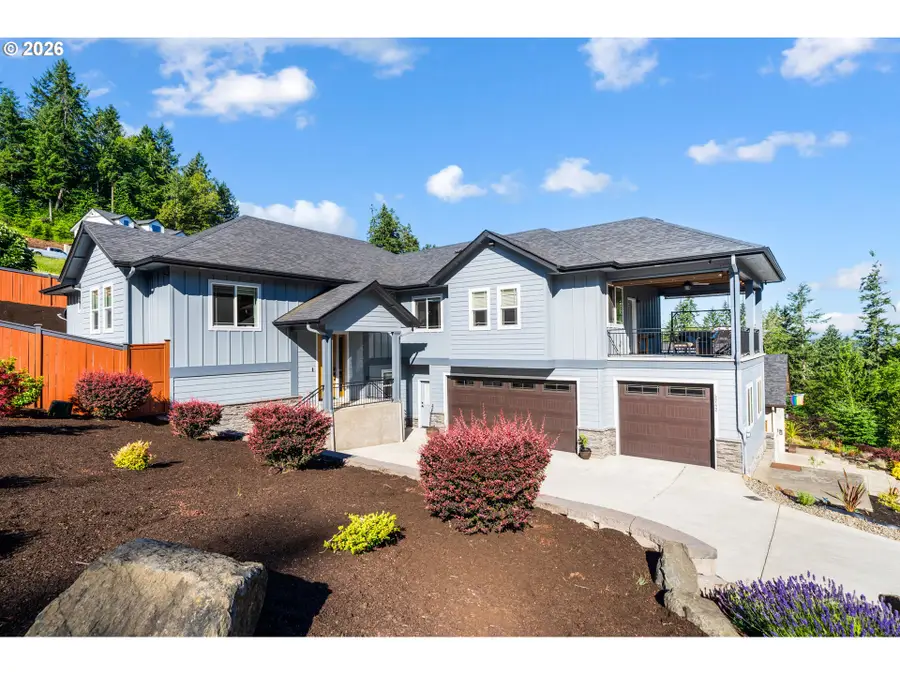 2742 Blue Spruce Dr, Eugene, OR 97405 - #3