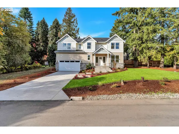 885 SE Hollow St, Hillsboro, OR 97123