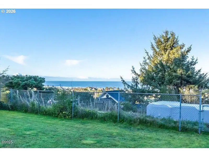 1740 NE 16th St, Lincoln City, OR 97367 - #2