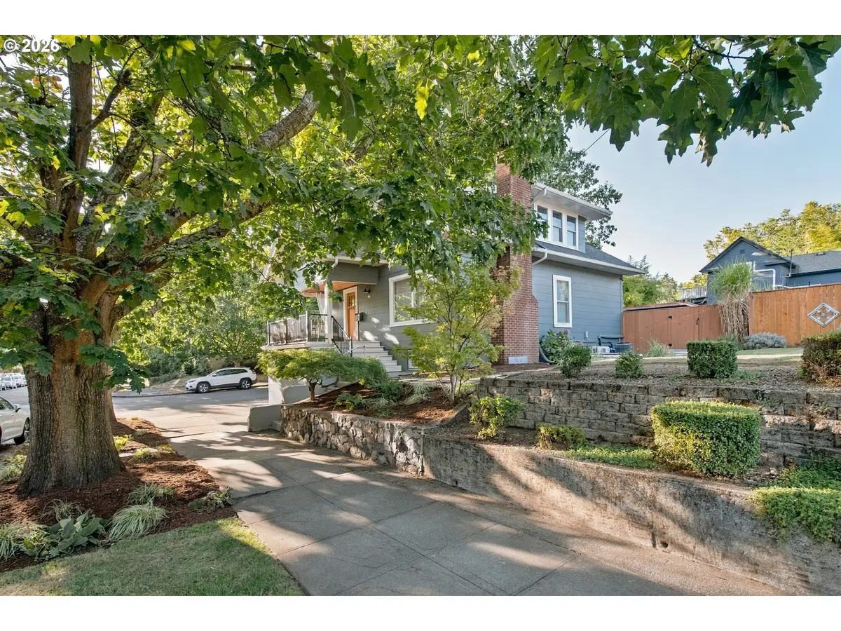 703 SE Tenino St, Portland, OR 97202 - #1