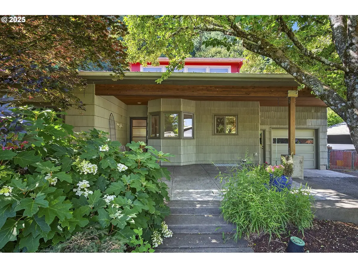15530 SE Francis St, Portland, OR 97236 - Image #1