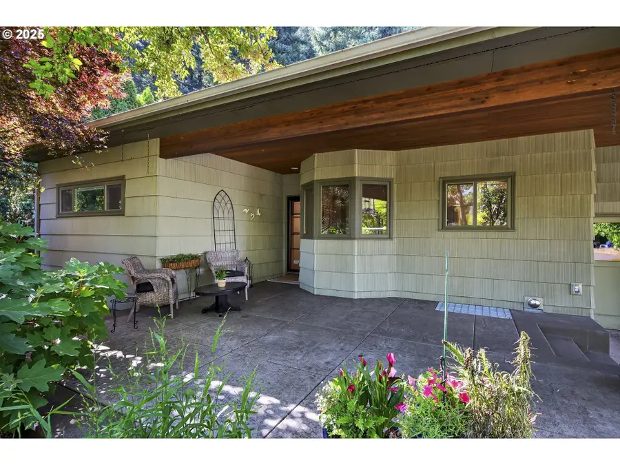 15530 SE Francis St, Portland, OR 97236 - Image #2