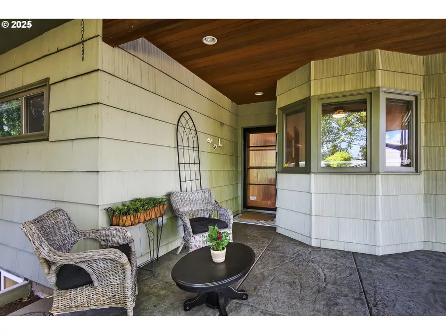 15530 SE Francis St, Portland, OR 97236 - Image #3