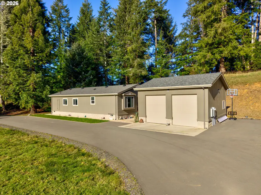 66017 N Bay Rd, Glasgow, OR 97459 - Image #2