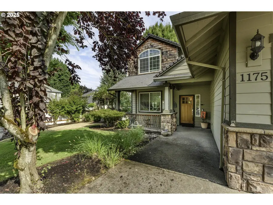 1175 NE Irene Ct, Hillsboro, OR 97124 - Image #2