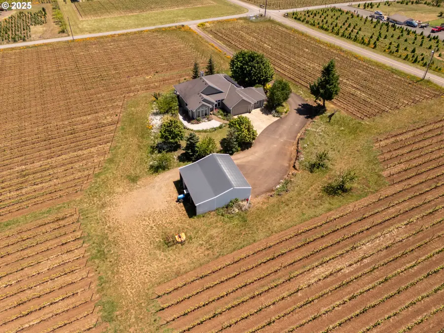 20700 SE Cherry Blossom Ln, Amity, OR 97101 - Image #3