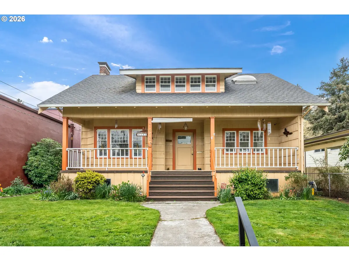 7462 N Dwight Ave, Portland, OR 97203 - #1